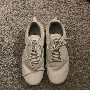 Nike Thea sneakers
